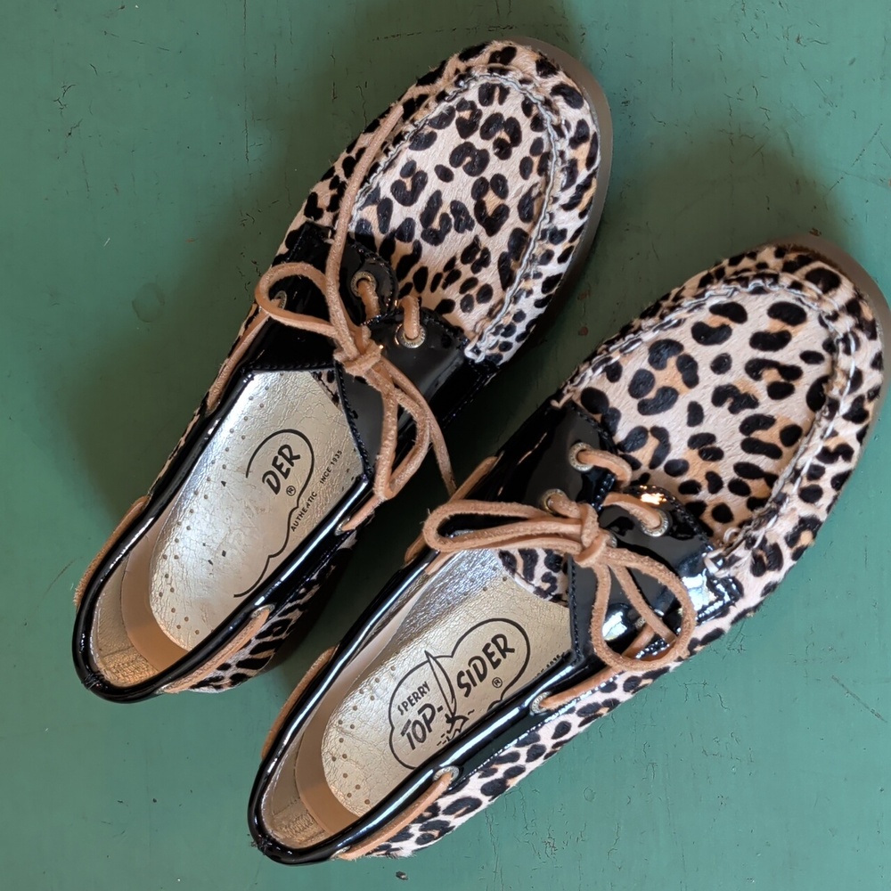 Sperry Top Sider Leopard Animal Print Patent Leather Calf Hair Women’s Shoes 9.5